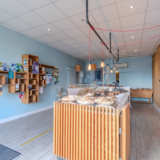  AUREL'IMMO : Commerces | LACANAU (33680) | 142 m2 | 277 000 € 