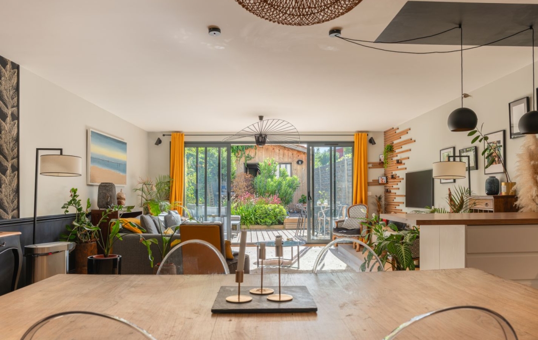 Annonces BORDEAUX : Maison / Villa | BORDEAUX (33000) | 160 m2 | 750 000 &euro; 