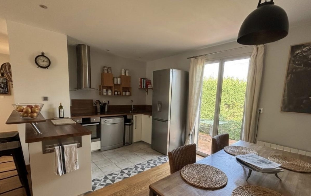 Annonces BORDEAUX : Maison / Villa | ARTIGUES-PRES-BORDEAUX (33370) | 120 m2 | 330 000 &euro; 