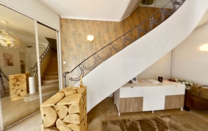  AUREL'IMMO Commerces | SAINT-MEDARD-EN-JALLES (33160) | 140 m2 | 125 000 € 